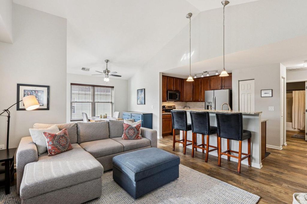 Photo of N16W26500 Meadowgrass CIRCLE #B, Pewaukee, WI 53072 (MLS # 1942625)