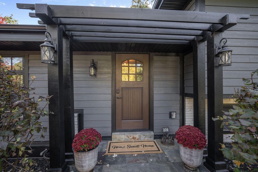 Photo of 115 Eldorado DRIVE, Wind Point, WI 53402 (MLS # 1941350)