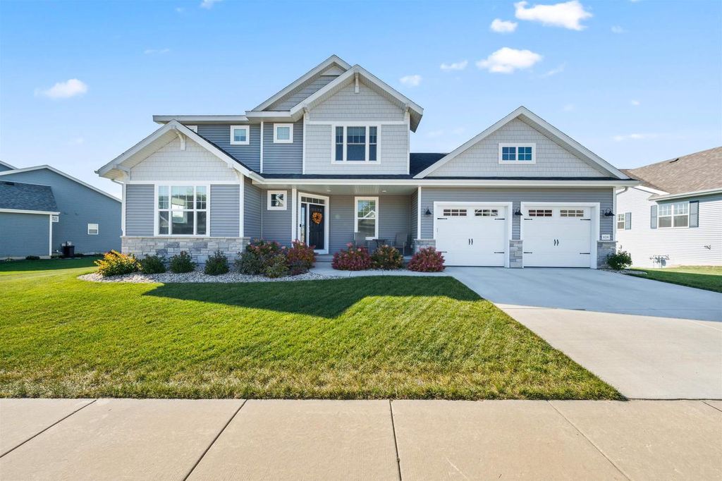 Photo of 5336 N 47th STREET, Milwaukee, WI 53218 (MLS # 1944660)