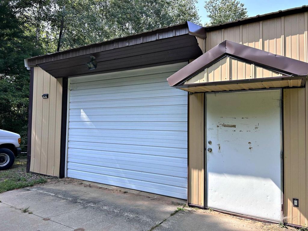 Photo of W1830 Old Peshtigo ROAD, Marinette, WI 54143 (MLS # 50314798)