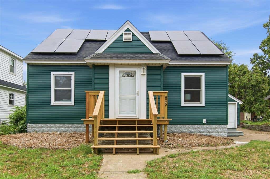 Photo of 805 Doty STREET, Eau Claire, WI 54701 (MLS # 1603881)