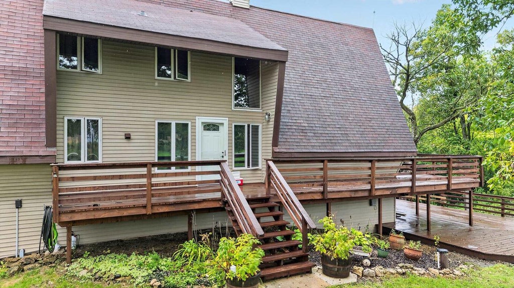 Photo of 6331 County Rd M, Winneconne, WI 54986 (MLS # 50333682)