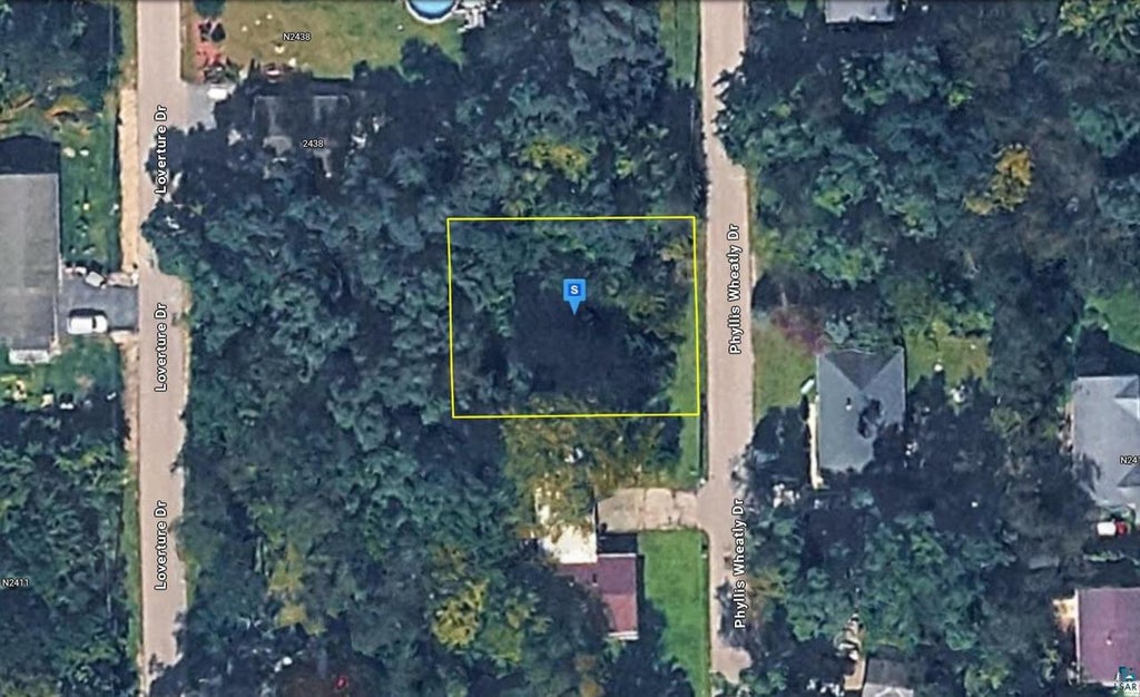 Photo of N2435 Phyllis Wheatly DRIVE, WI 53105 (MLS # 6127659)