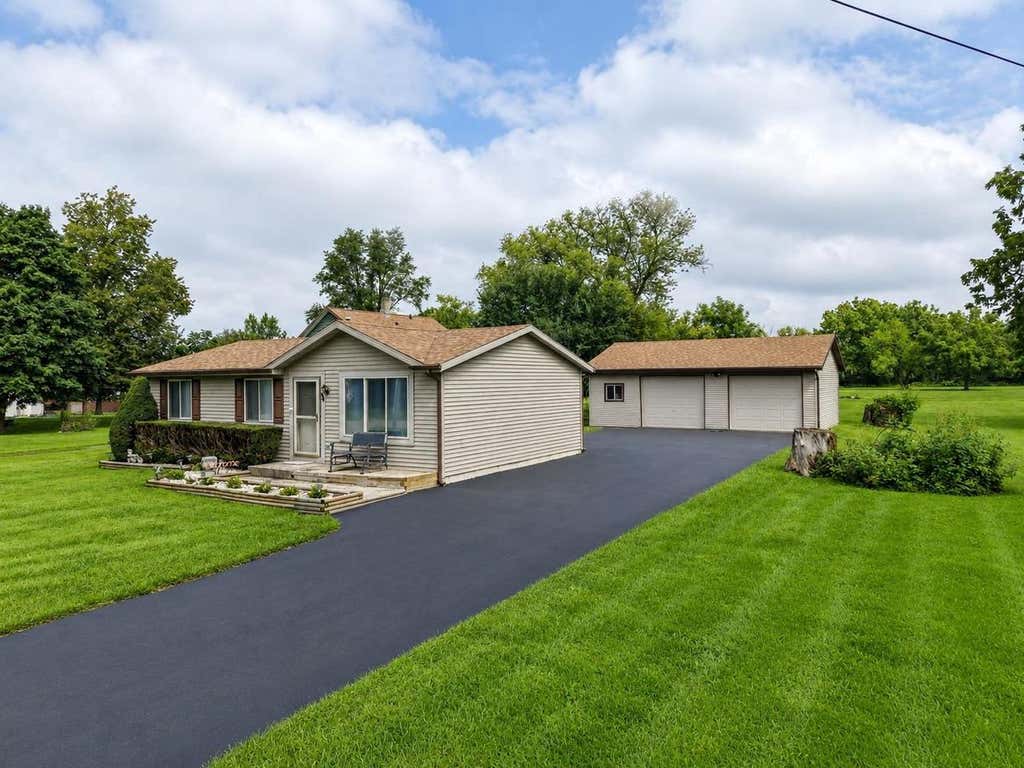Photo of 154 George STREET, Sharon, WI 53585 (MLS # 2031021)
