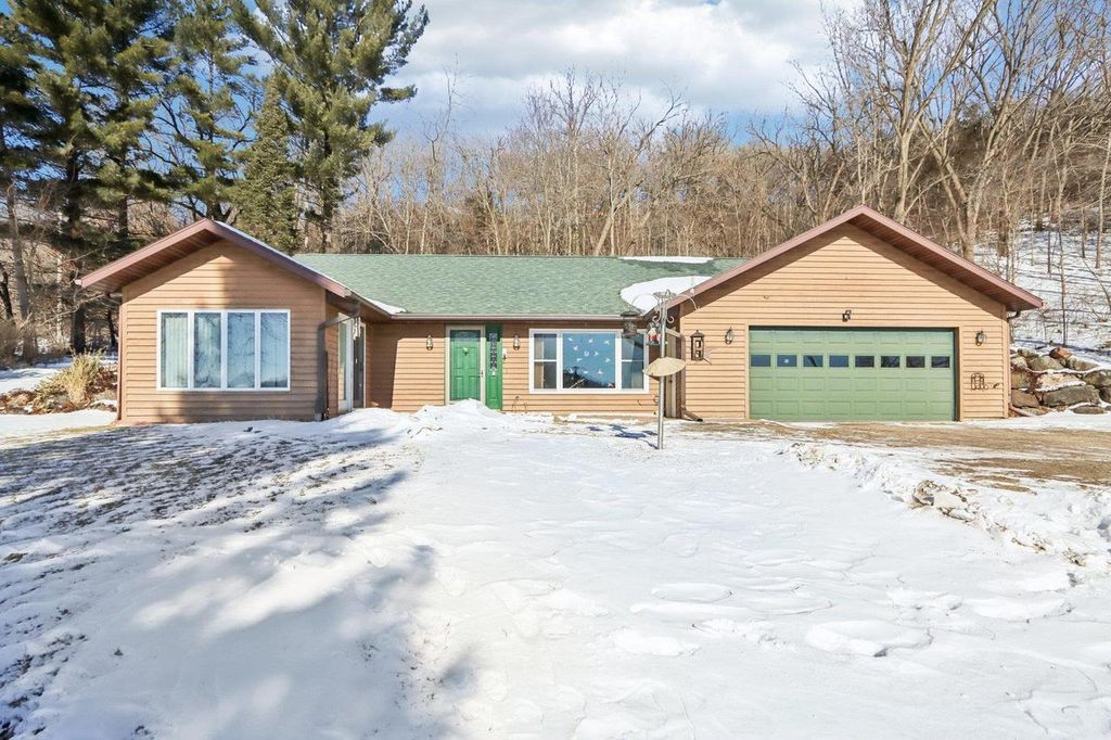 Photo of W12702 Highway 60, Lodi, WI 53955 (MLS # 2015845)