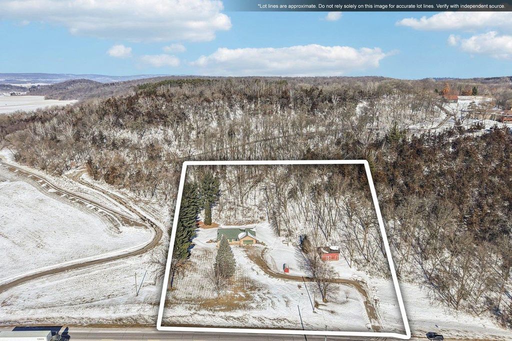 Photo of W12702 Highway 60, Lodi, WI 53955 (MLS # 2015845)