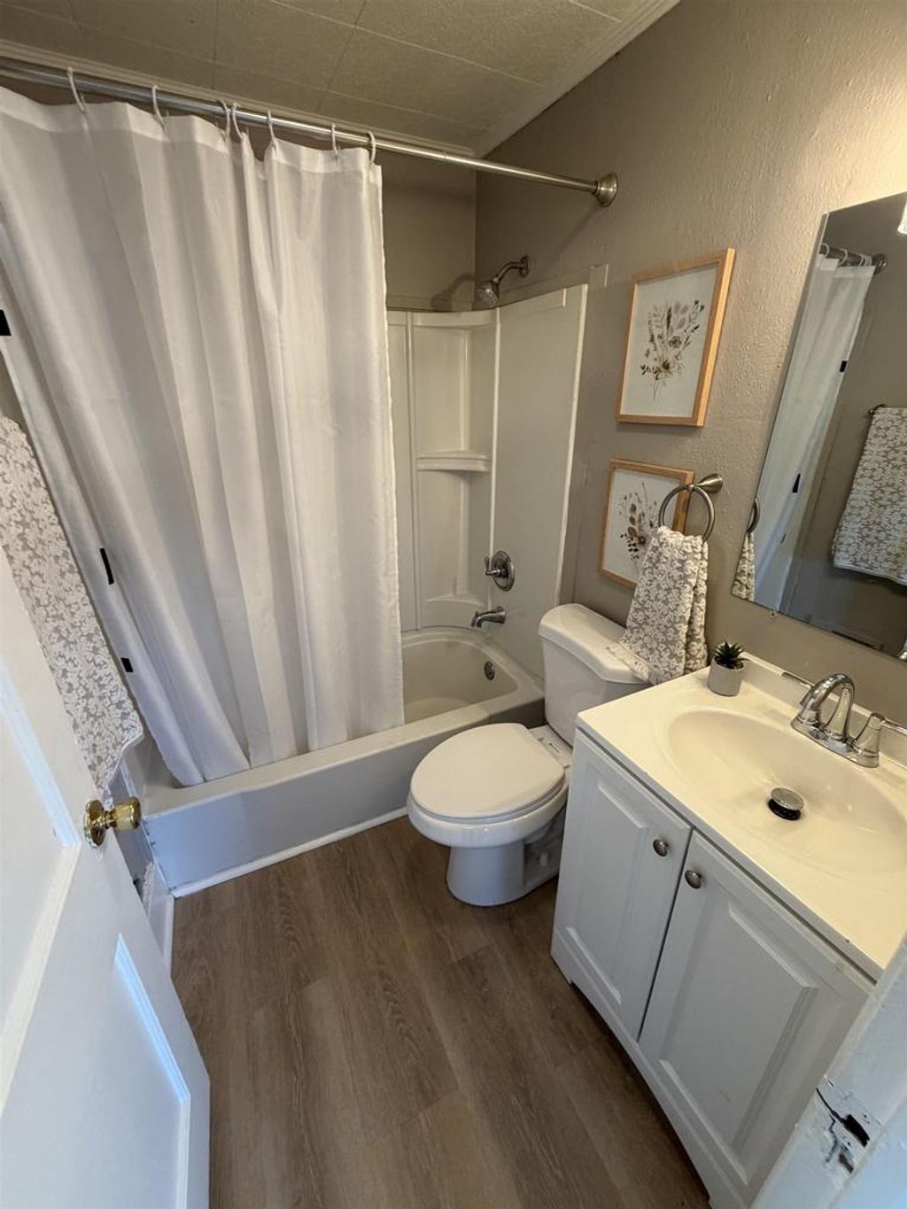 Photo of 614 Reed STREET, Neenah, WI 54956 (MLS # 50328675)