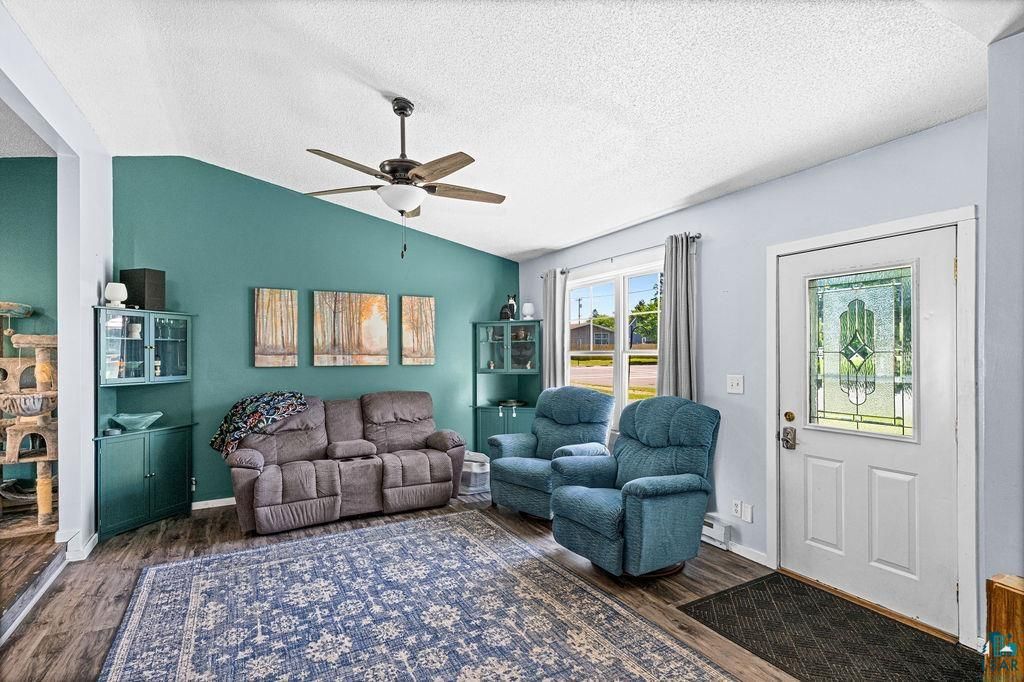 Photo of 507 6th Ave E AVE, Superior, WI 54880 (MLS # 6126836)