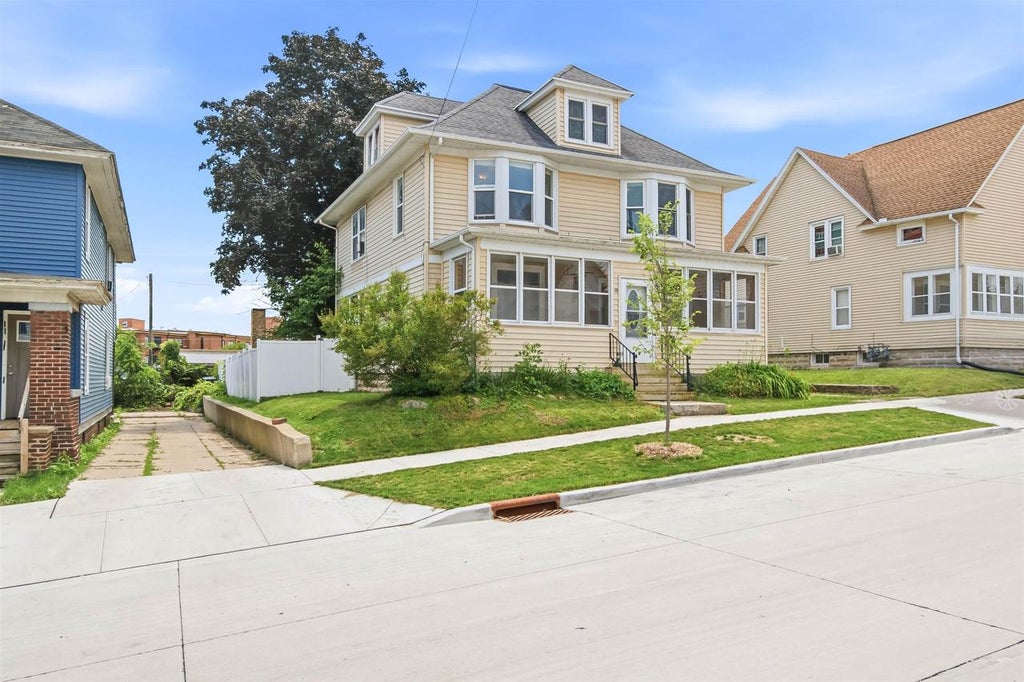 Photo of 313 Front STREET, Beaver Dam, WI 53916 (MLS # 2027920)