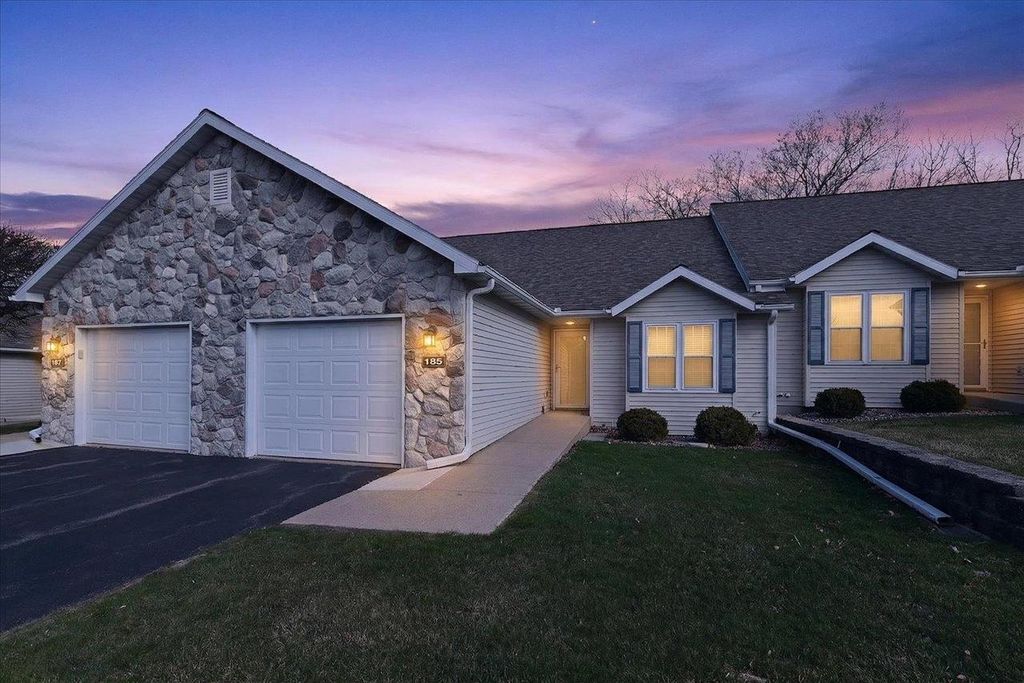 Photo of 185 N Musket Ridge DRIVE, Sun Prairie, WI 53590 (MLS # 2018757)