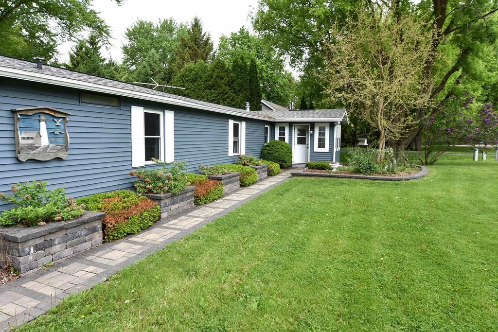 Photo of N9675 Northern SHORES, Fox Lake, WI 53933 (MLS # 2023583)