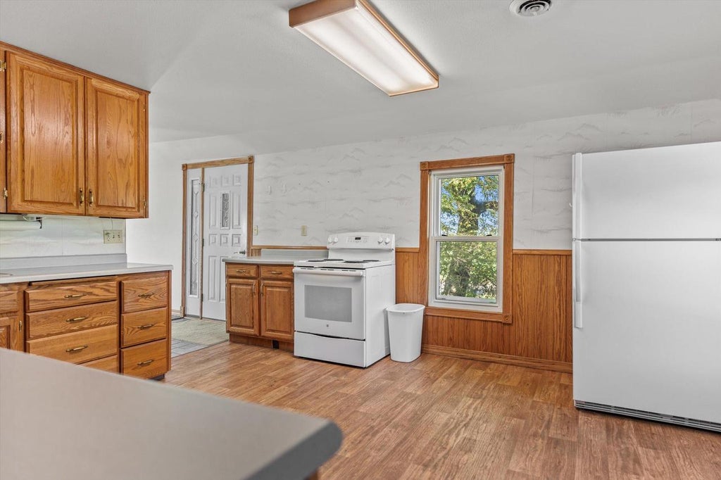 Photo of 8923 North AVENUE, Cleveland, WI 53015 (MLS # 1985547)