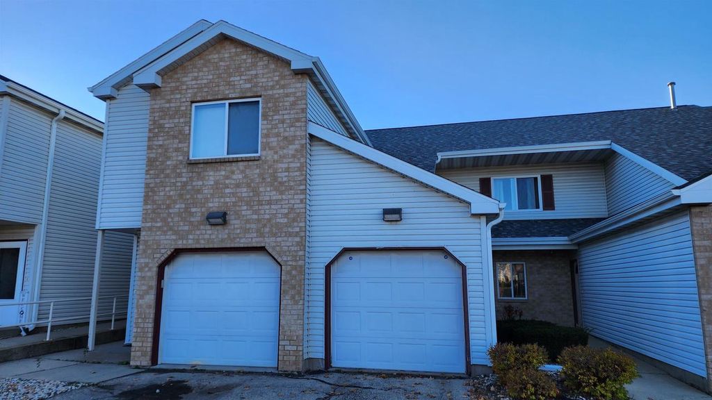 Photo of 960 Rockefeller LANE, Madison, WI 53704 (MLS # 2013048)