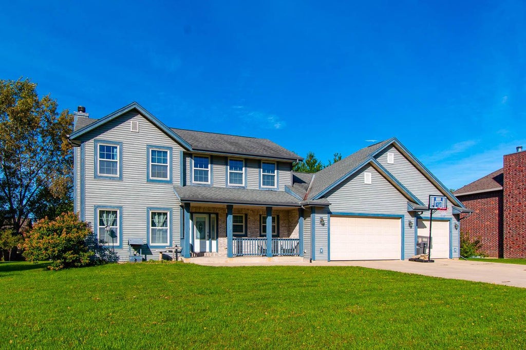 Photo of 1240 N Water STREET, Watertown, WI 53098 (MLS # 1982907)