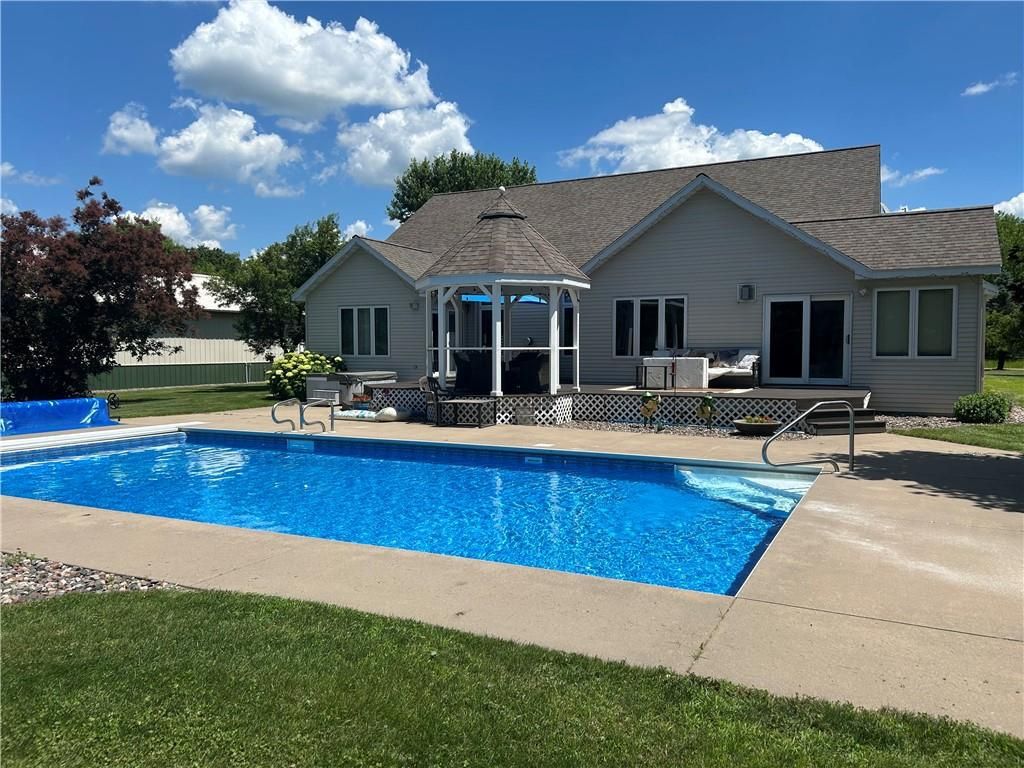Photo of 710 260th STREET, Woodville, WI 54028 (MLS # 1598076)