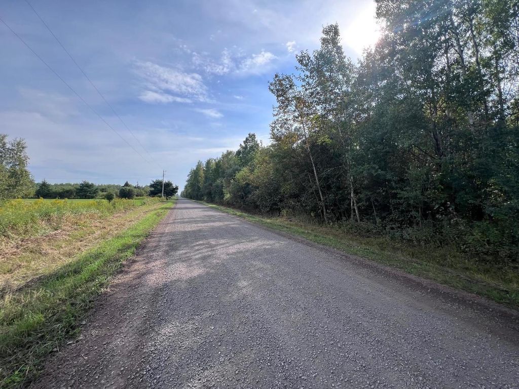 Photo of 4725 S Barnes ROAD, Superior, WI 54880 (MLS # 6121924)