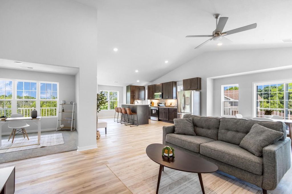 Photo of W141N9978 Seven Pines WAY #204, Germantown, WI 53022 (MLS # 1940350)