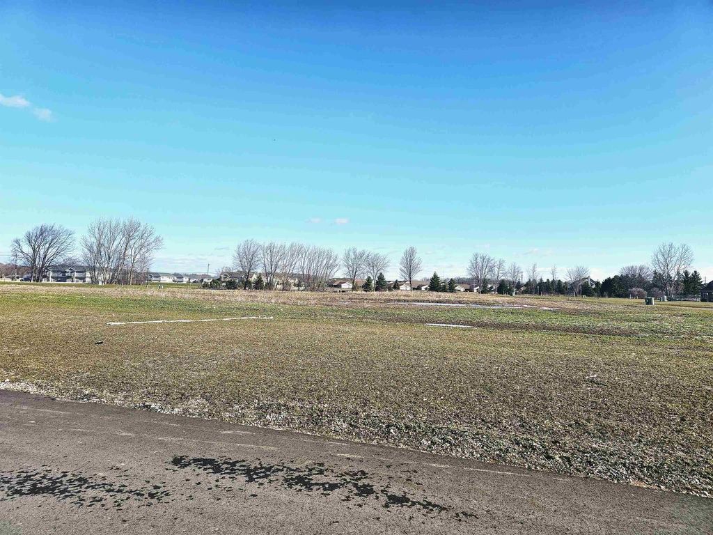 Photo of 2131 E Nana LANE, Appleton, WI 54915 (MLS # 50323275)