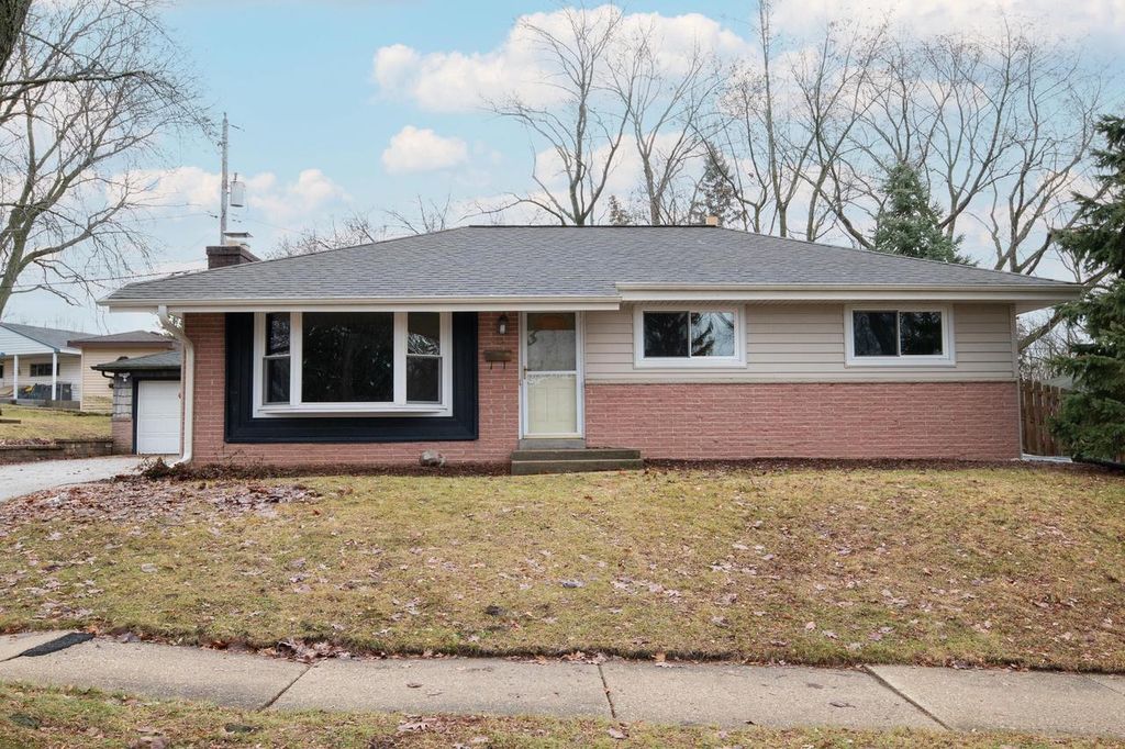 Photo of 415 Baird STREET, Waukesha, WI 53189 (MLS # 1947178)