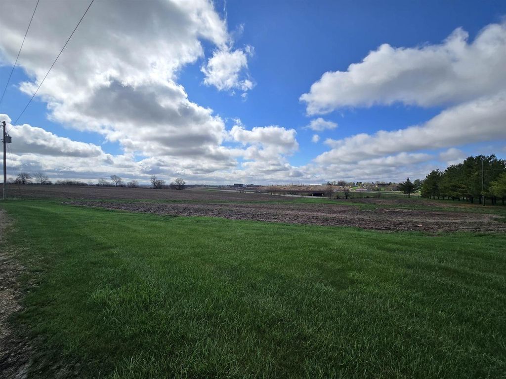 Photo of 8.285 Acres N 29th AVENUE, Monroe, WI 53566 (MLS # 2021048)