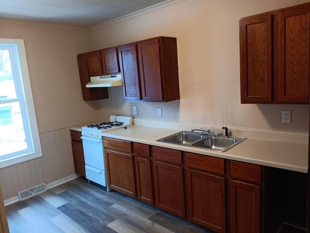 Photo of 1320 Arctic STREET, Antigo, WI 54409 (MLS # 22600603)