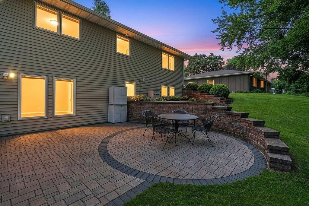 Photo of 2758 Otto COURT, Green Bay, WI 54313 (MLS # 50328012)