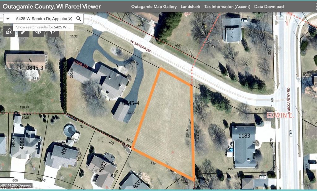 Photo of 5425 W Sandra DRIVE, Appleton, WI 54913 (MLS # 50318407)