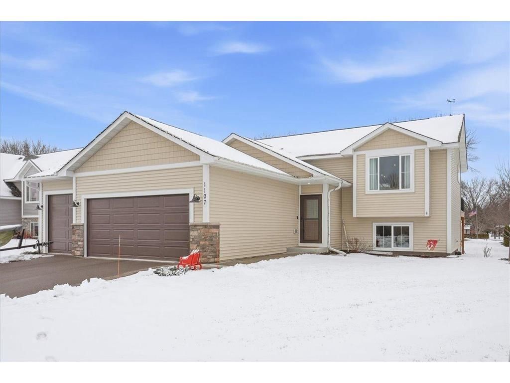 Photo of 1107 Rich River WAY, New Richmond, WI 54017 (MLS # 7024277)
