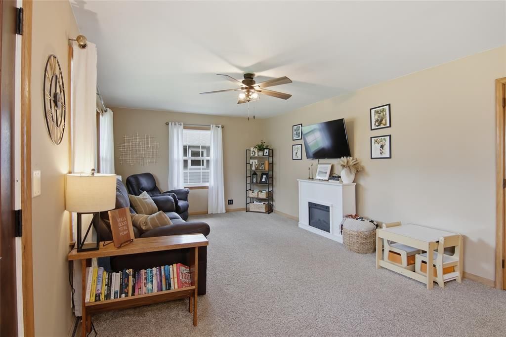 Photo of 3027 Saturn AVENUE, Eau Claire, WI 54703 (MLS # 1602706)