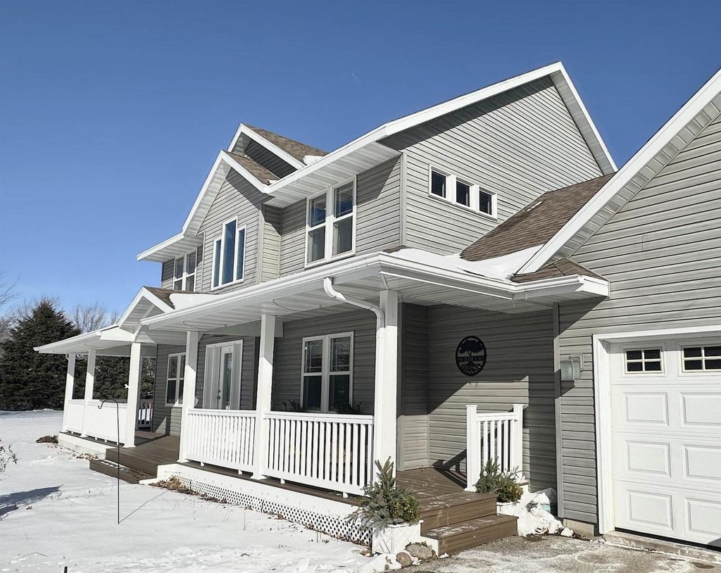 Photo of N9026 Hickory Point ROAD, Beaver Dam, WI 53916 (MLS # 2015835)