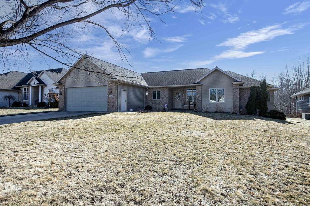 Photo of 2430 Wilder STREET, Green Bay, WI 54311 (MLS # 50321964)