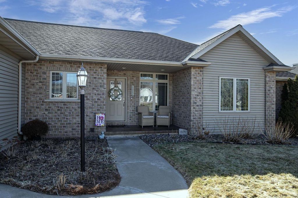 Photo of 2430 Wilder STREET, Green Bay, WI 54311 (MLS # 50321964)