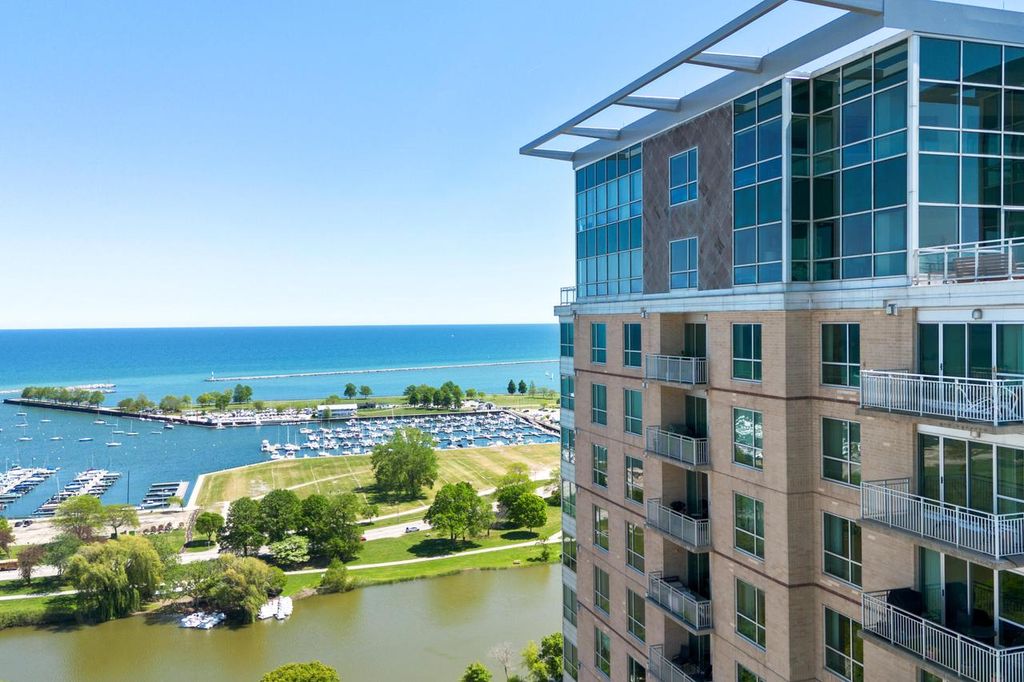 Photo of 1522 N Prospect AVENUE #1704, Milwaukee, WI 53202 (MLS # 1964165)