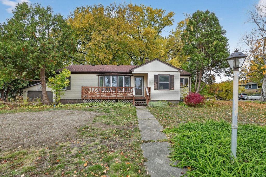 Photo of 507 Falcon CIRCLE, Monona, WI 53716 (MLS # 2009469)