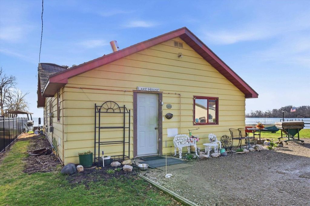 Photo of 7284 US Highway 45, Oshkosh, WI 54902 (MLS # 50323637)