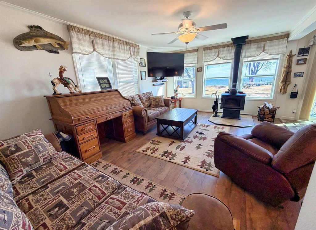 Photo of 7852 S US Highway 45, Oshkosh, WI 54902 (MLS # 50322233)