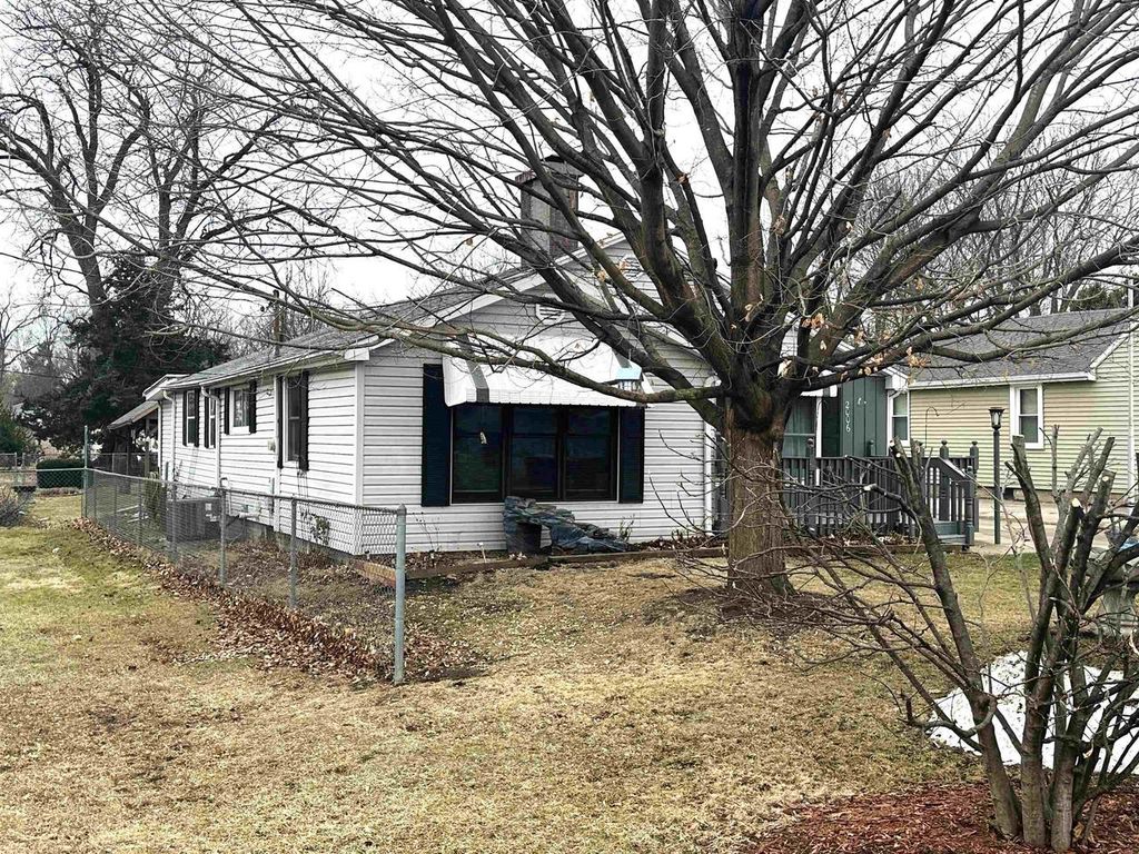 Photo of 2006 North STREET, Beloit, WI 53511 (MLS # 2016696)