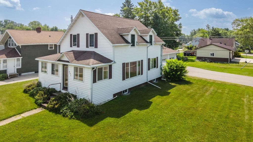 Photo of 507 E 5th STREET, Owen, WI 54460 (MLS # 22603388)