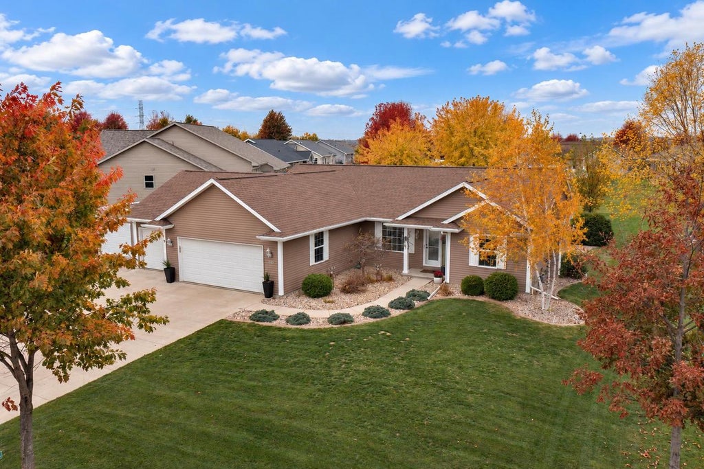 Photo of W6296 Elpaso DRIVE, Greenville, WI 54942 (MLS # 50335045)