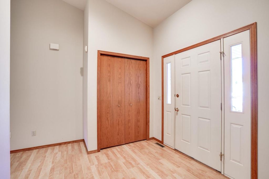 Photo of 7265 W Valley Ridge DRIVE, Madison, WI 53719 (MLS # 2011614)