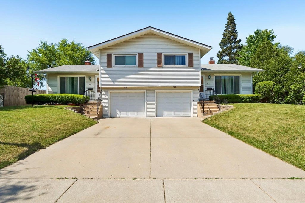 Photo of 108-110 Tompkins DRIVE, Monona, WI 53716 (MLS # 2024225)