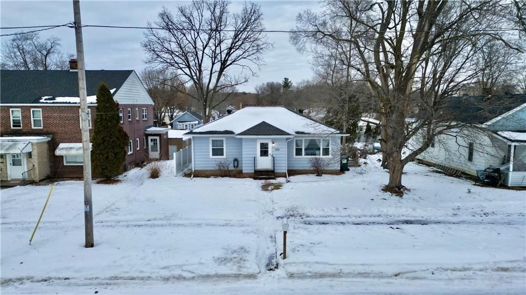 Photo of 520 Fountain STREET, Eau Claire, WI 54703 (MLS # 1597603)