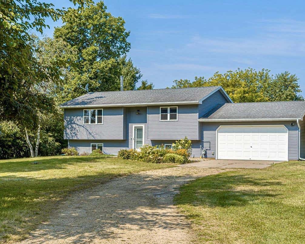 Photo of N9595 Highway 92 ROAD, Belleville, WI 53508 (MLS # 2029775)