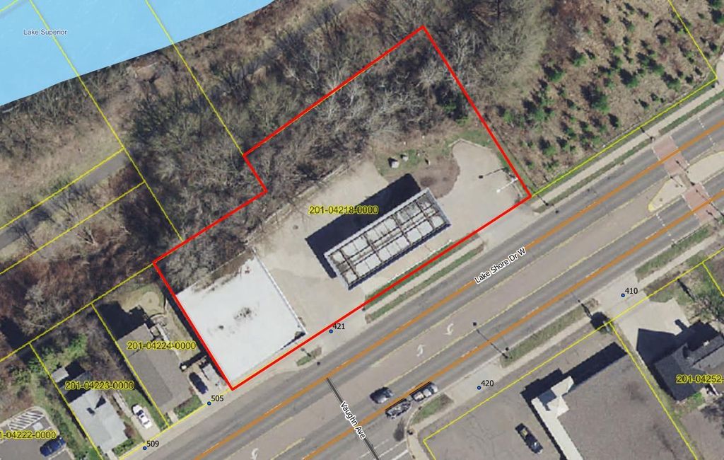 Photo of 421 Lake Shore Dr W Dr, Ashland, WI 54806 (MLS # 6123670)