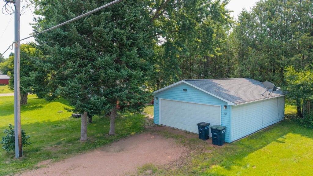 Photo of 203 N Wildwood AVENUE, Crandon, WI 54520 (MLS # 22605360)