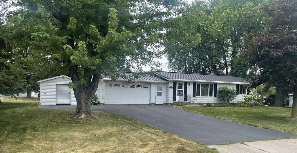 Photo of 406 E Pine STREET, Abbotsford, WI 54405 (MLS # 22603762)