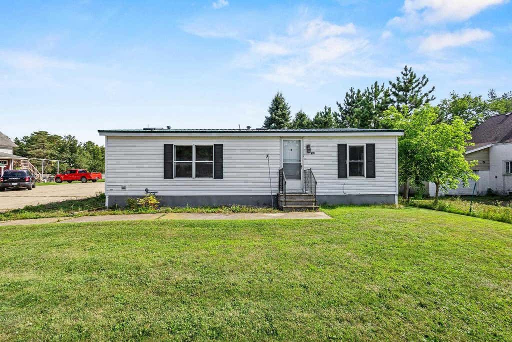 Photo of 435 Swanke STREET, Tigerton, WI 54486 (MLS # 50330068)