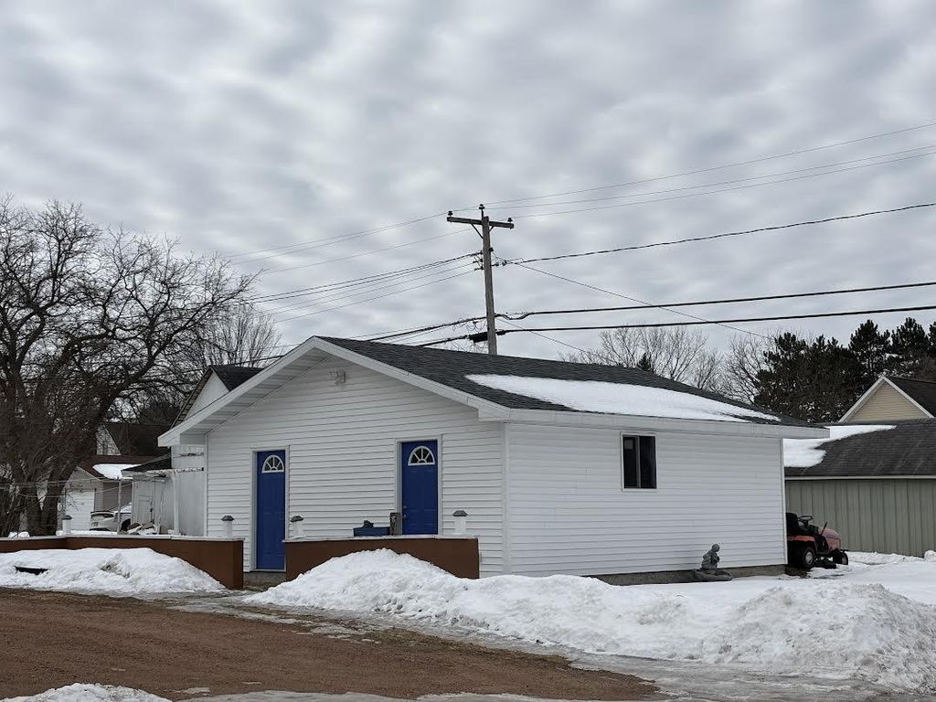Photo of 620 N State STREET, Merrill, WI 54452 (MLS # 22600845)