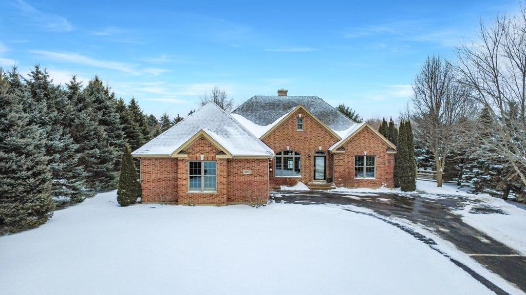 Photo of 8975 371 AVENUE, Twin Lakes, WI 53181 (MLS # 1948241)