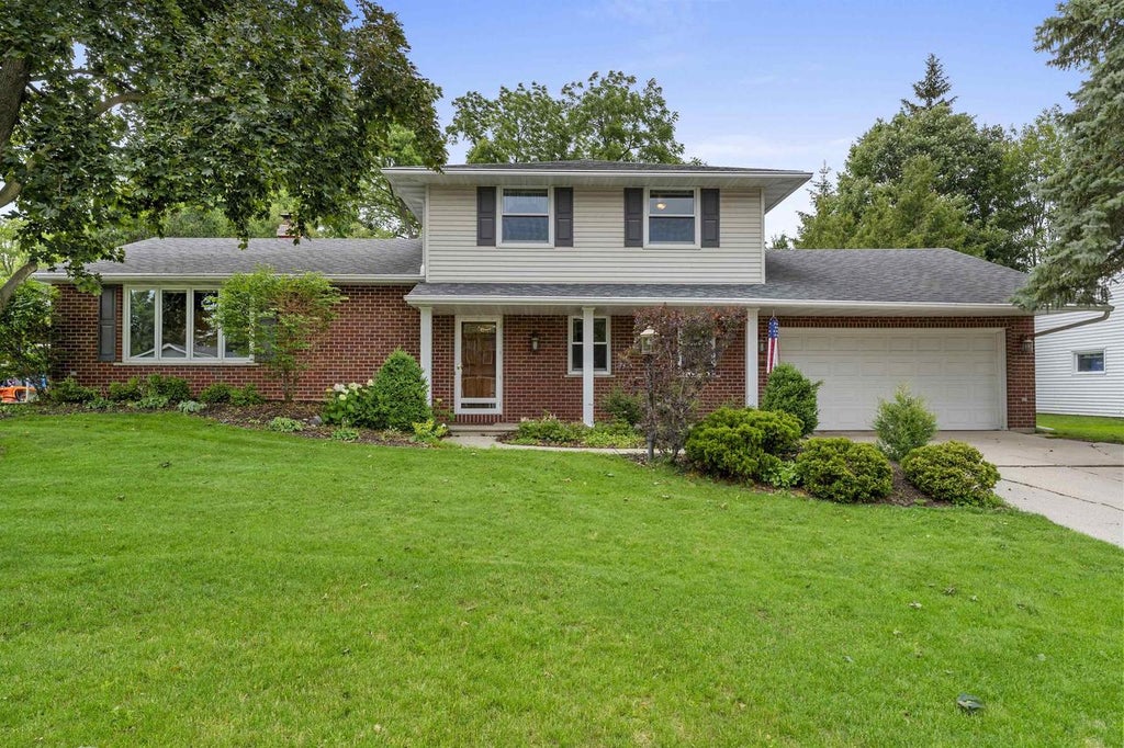 Photo of 619 Saratoga STREET, Green Bay, WI 54303 (MLS # 50328853)